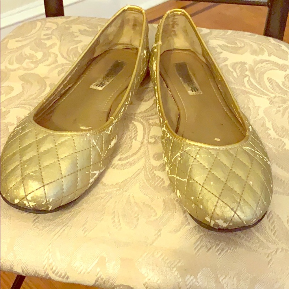 Gold flats
